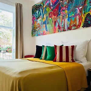 Apartmán Balcony & King Size Bed, Praha